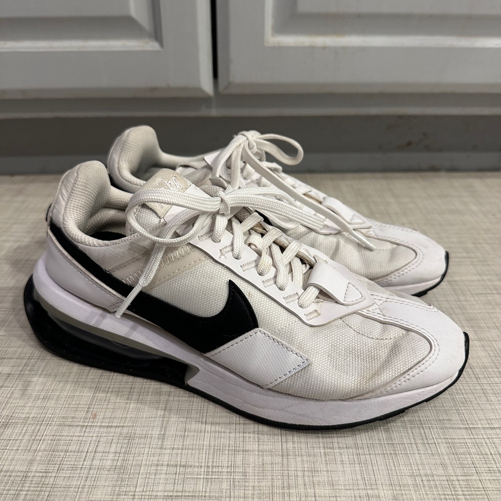 Nike air max pre day sneaker